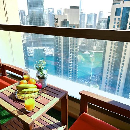 Luxury Casa - Indigo Sea View Apartment Jbr Beach 2Br دبي المظهر الخارجي الصورة
