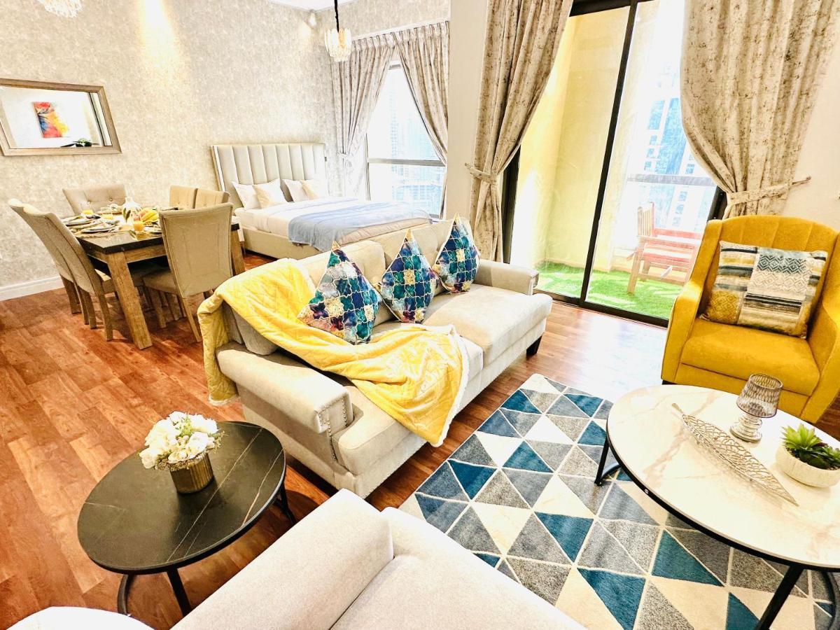Luxury Casa - Indigo Sea View Apartment Jbr Beach 2Br دبي المظهر الخارجي الصورة