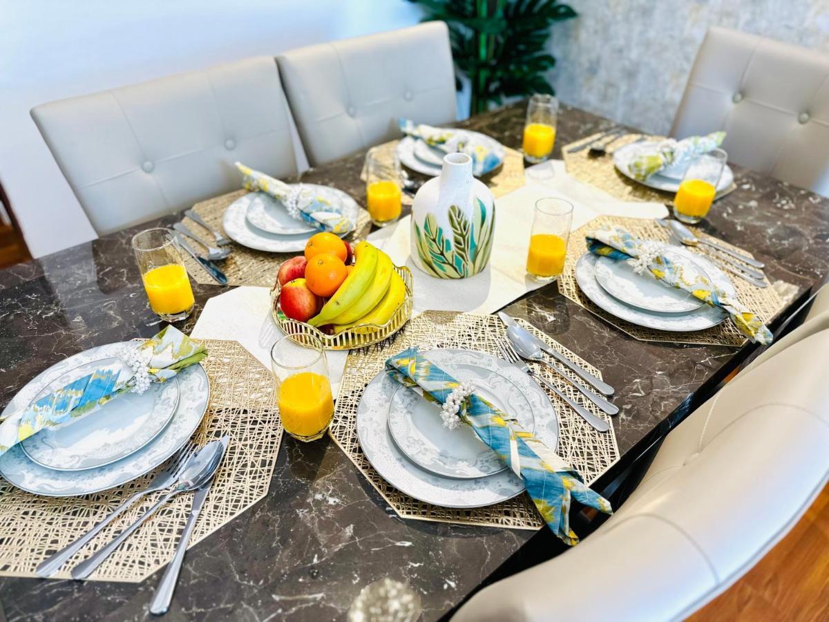 Luxury Casa - Indigo Sea View Apartment Jbr Beach 2Br دبي المظهر الخارجي الصورة