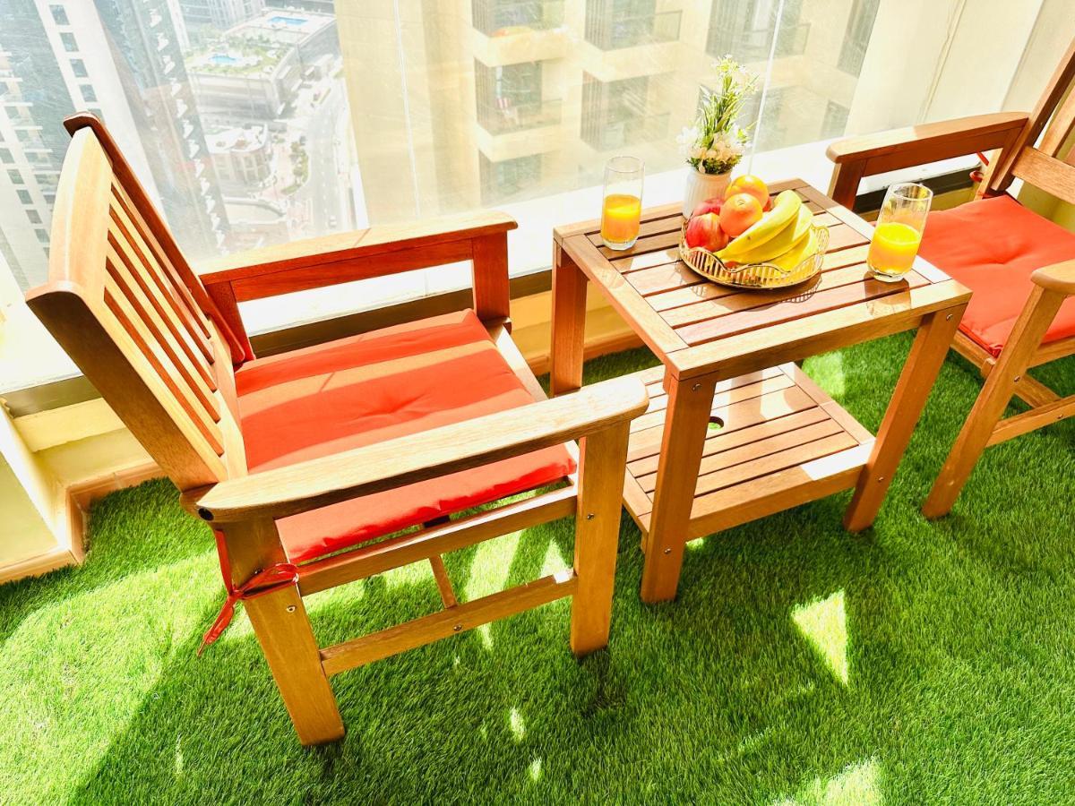 Luxury Casa - Indigo Sea View Apartment Jbr Beach 2Br دبي المظهر الخارجي الصورة